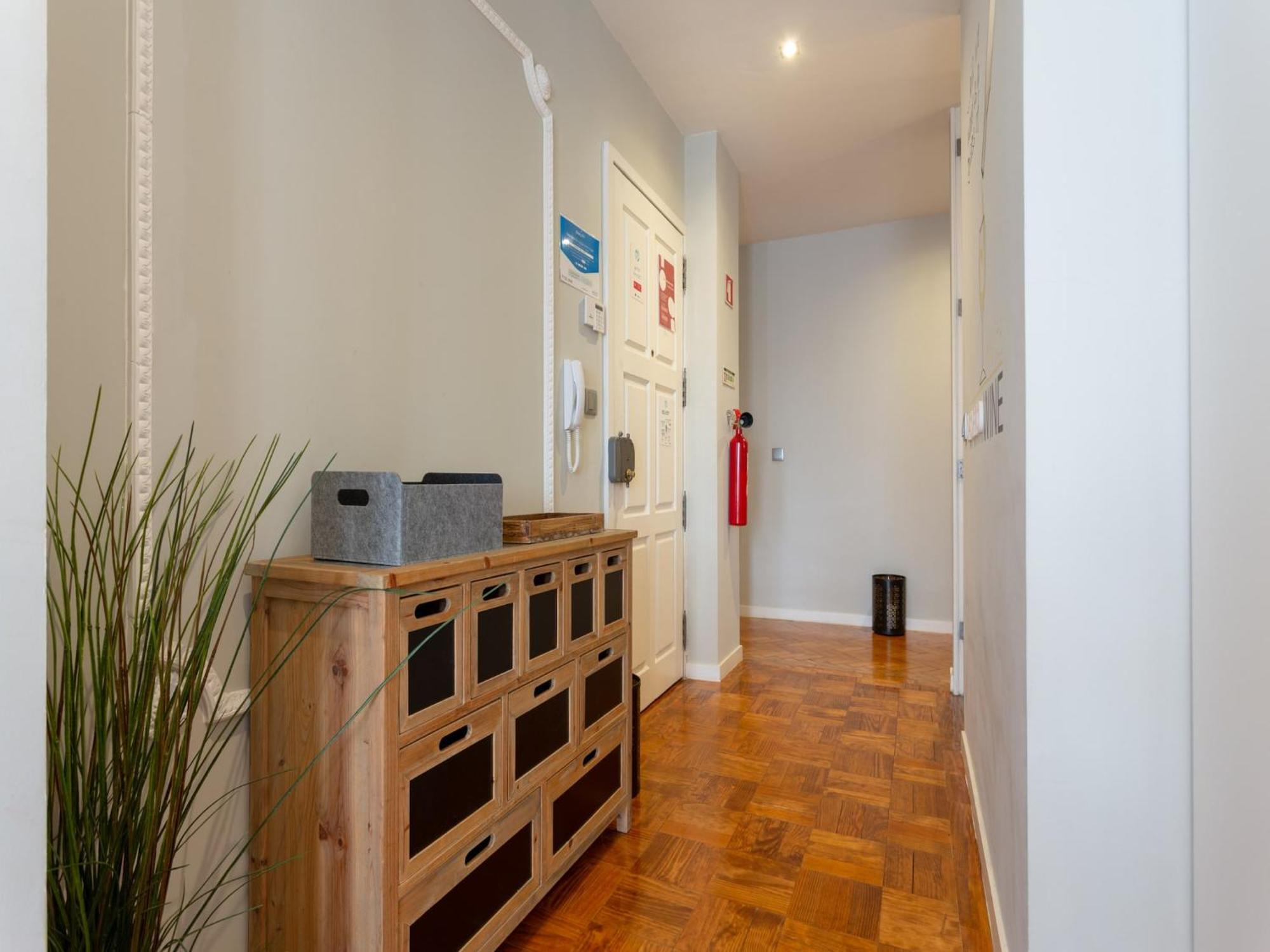 Apartment Spacious For 15 Guests *