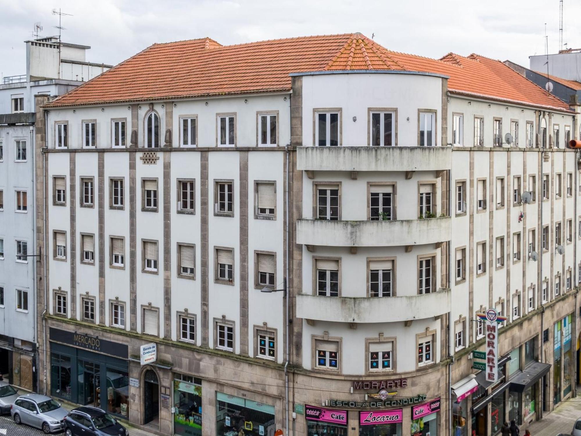 Spacious For 15 Guests Oporto