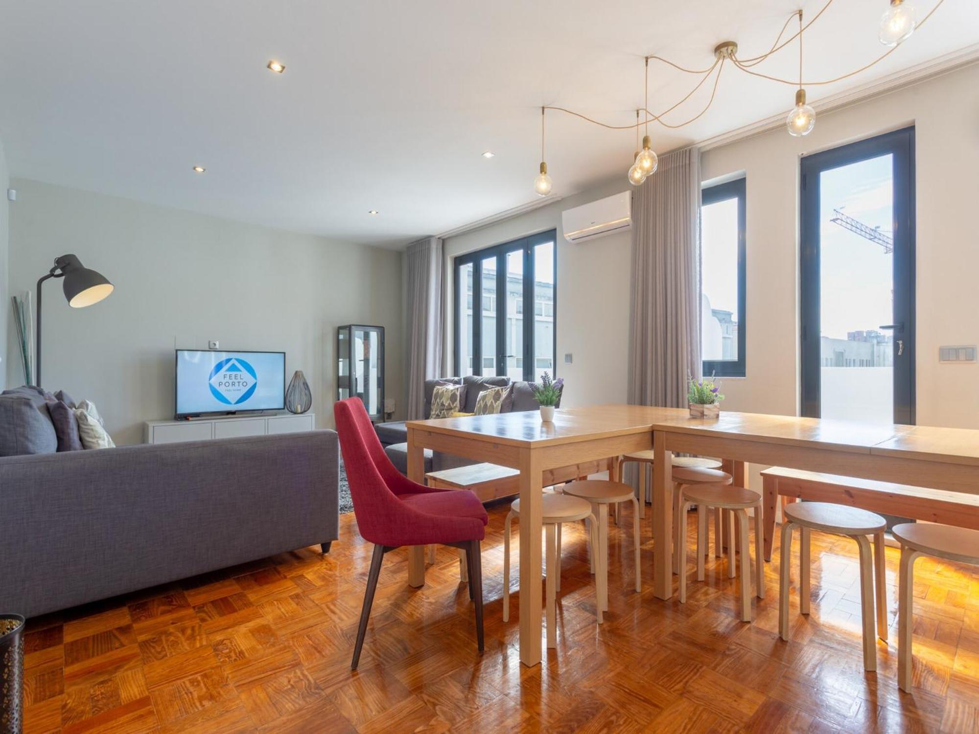 Appartement Spacious For 15 Guests *